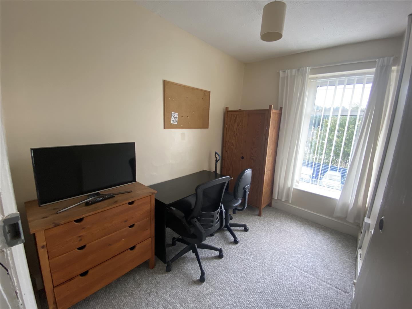 room for rent castle buildings
