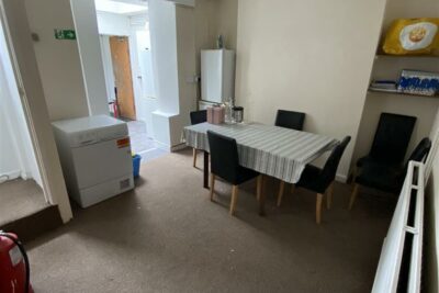 room for rent broadway