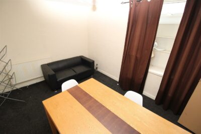 room for rent broadway