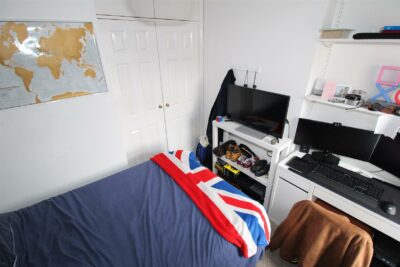 room for rent collins terrace
