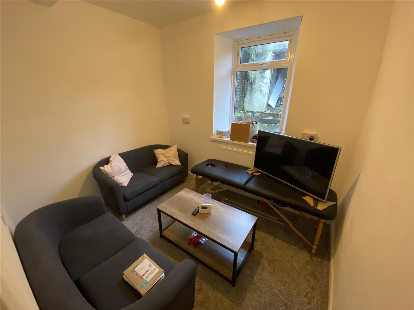 room for rent cardiff road