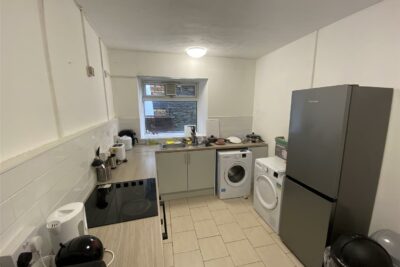 room for rent cardiff road