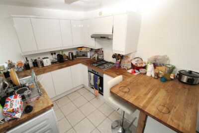 room for rent wood road