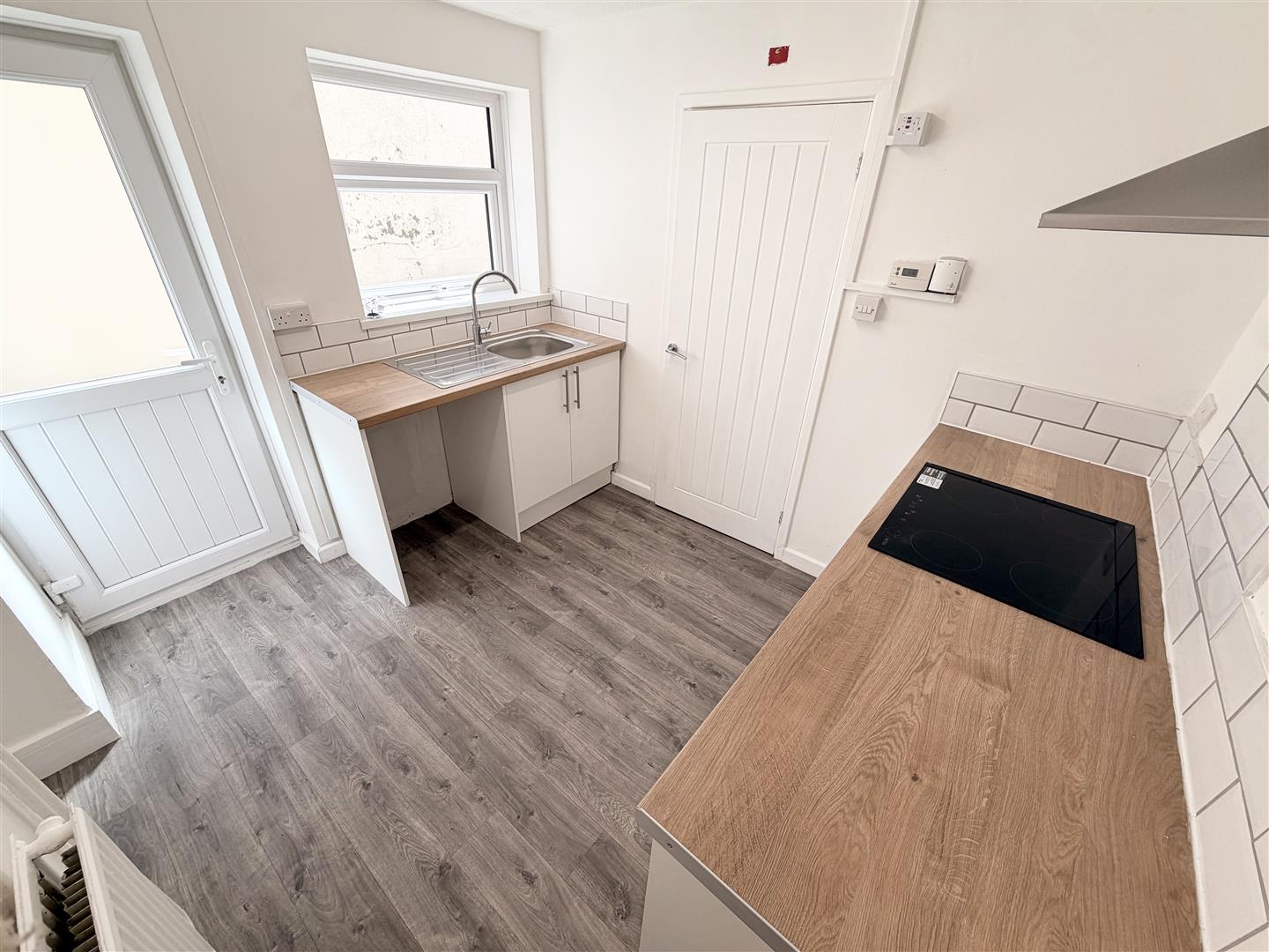 house - terraced for rent duffryn street