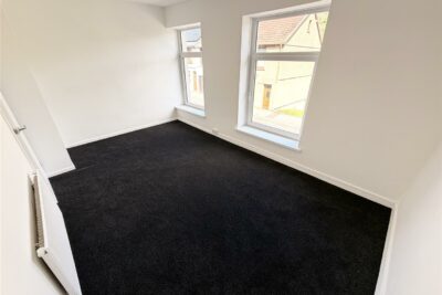 house - terraced for rent duffryn street