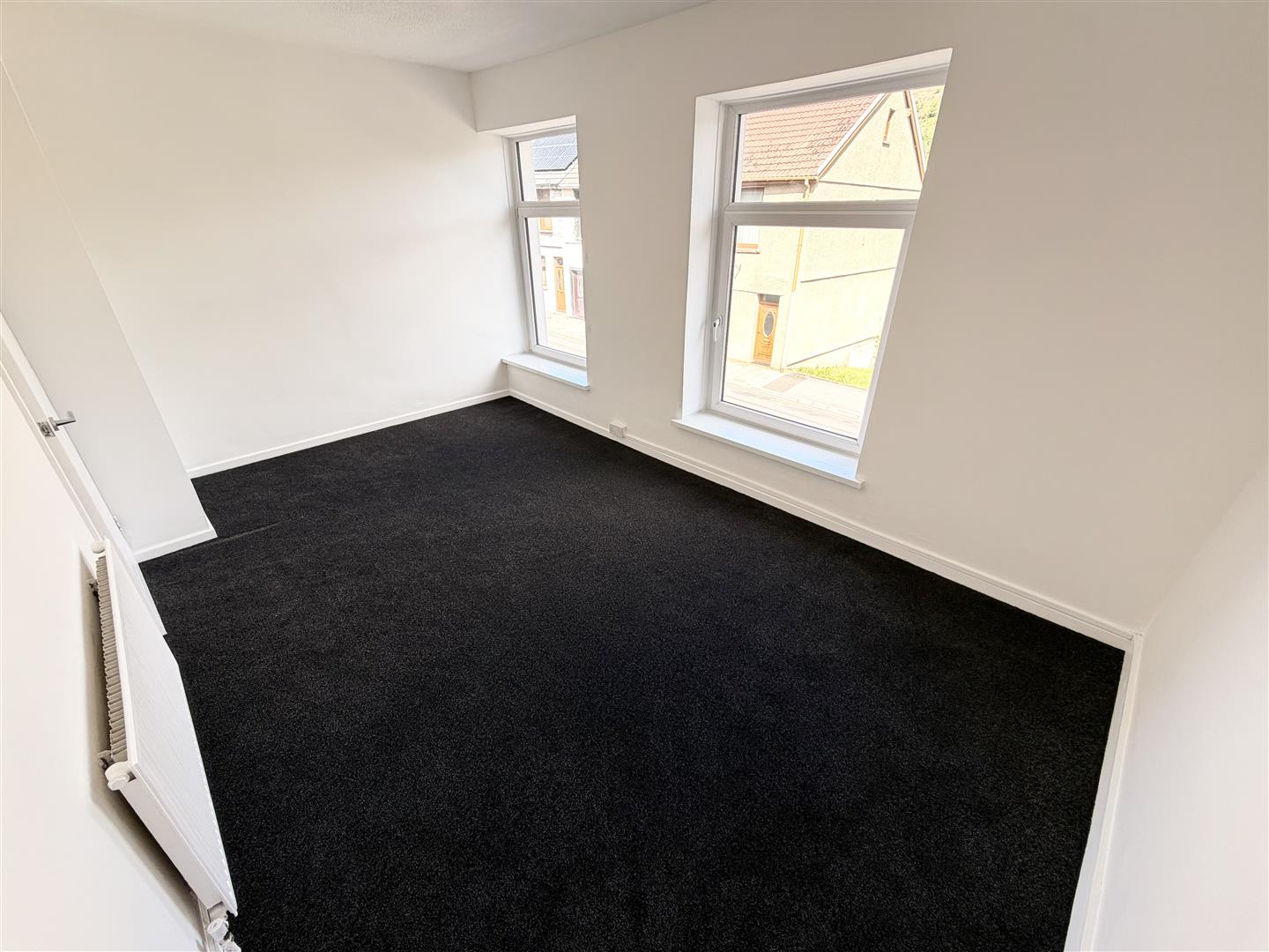 house - terraced for rent duffryn street