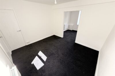 house - terraced for rent duffryn street