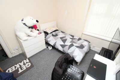 room for rent hilda street