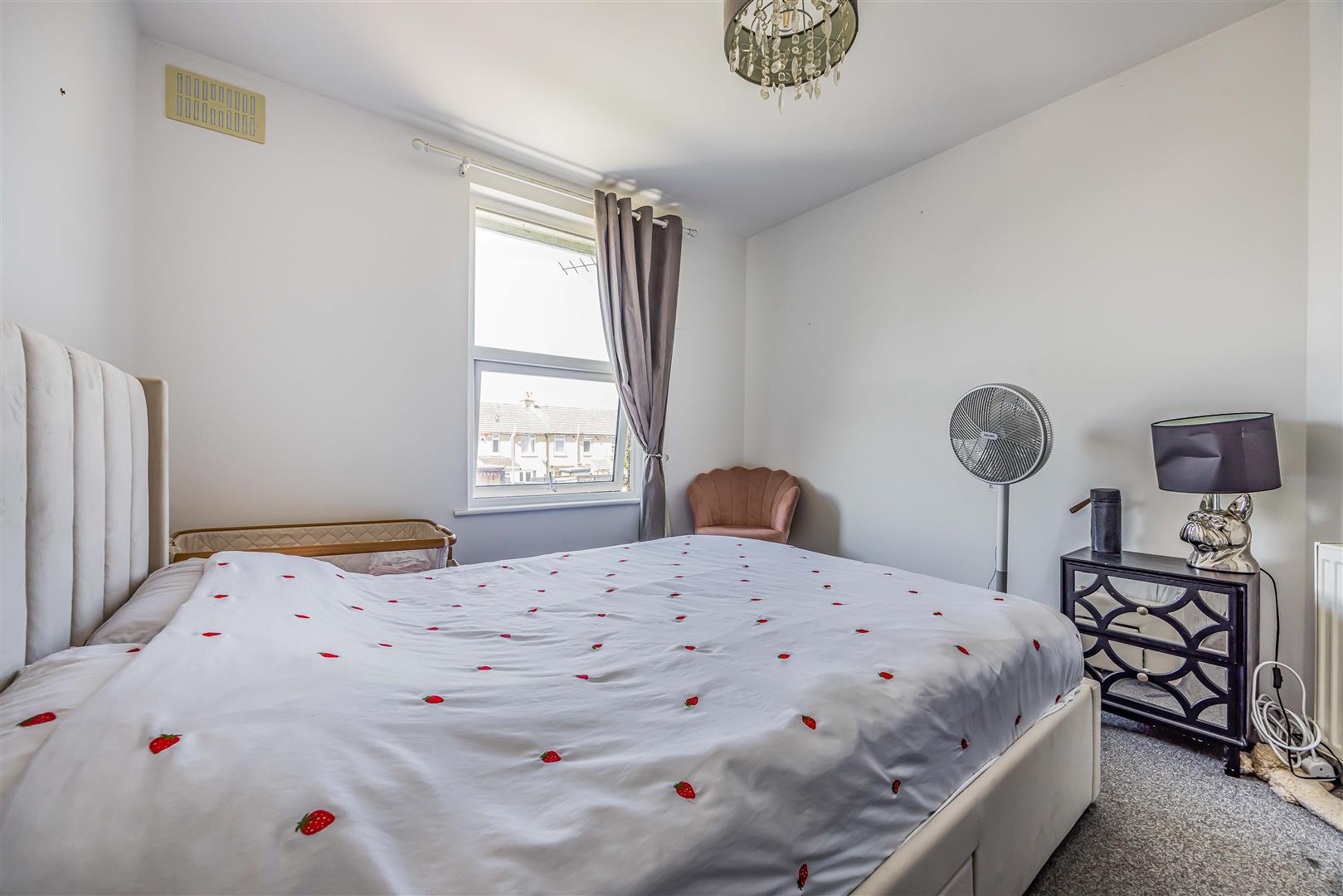 house - terraced for sale windsor road