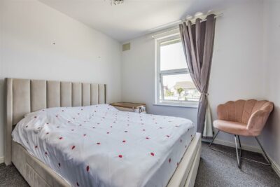 house - terraced for sale windsor road