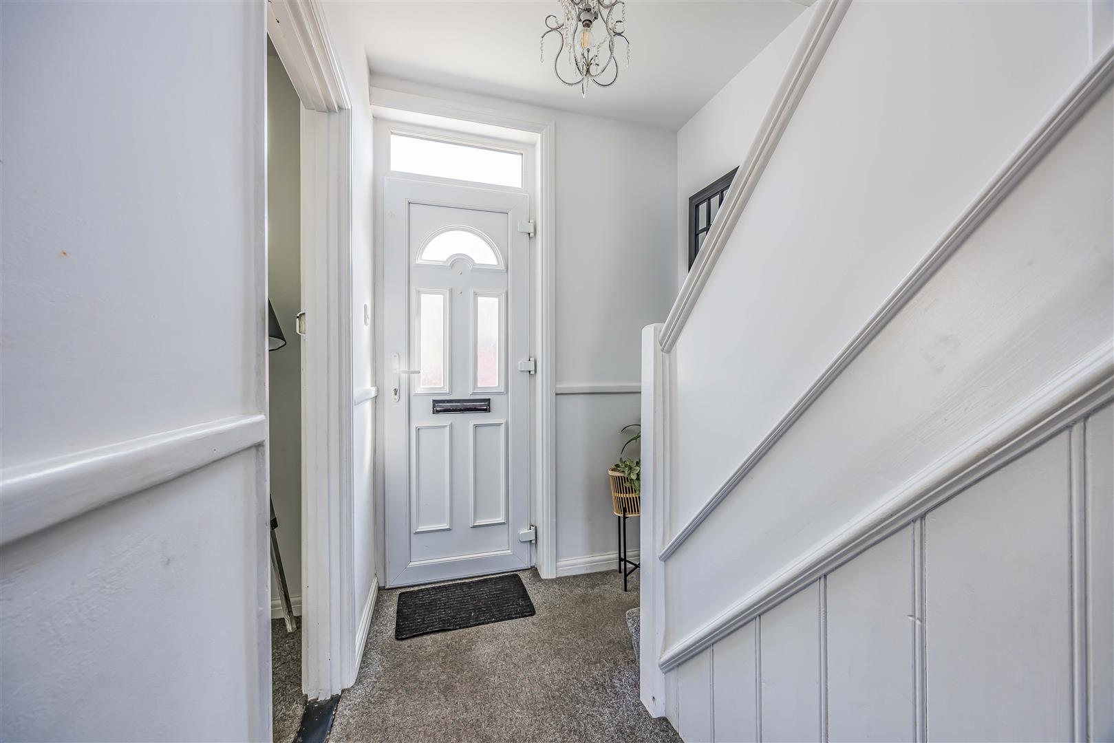 house - terraced for sale windsor road