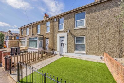 house - terraced for sale windsor road
