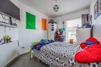 house - terraced for sale windsor road