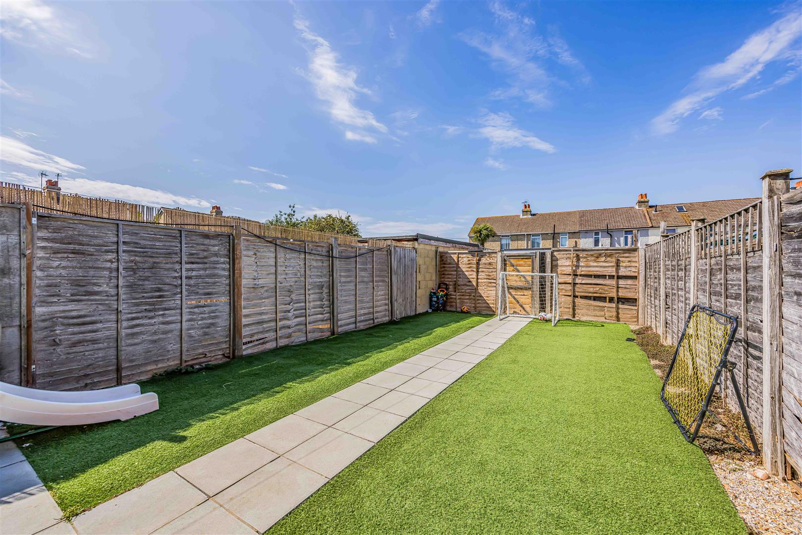 house - terraced for sale windsor road