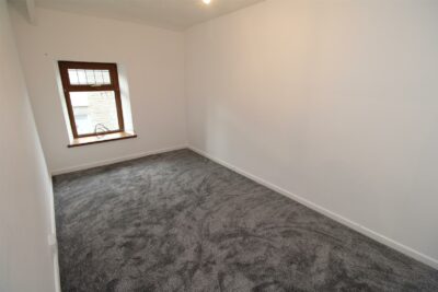 house for rent tynybedw street