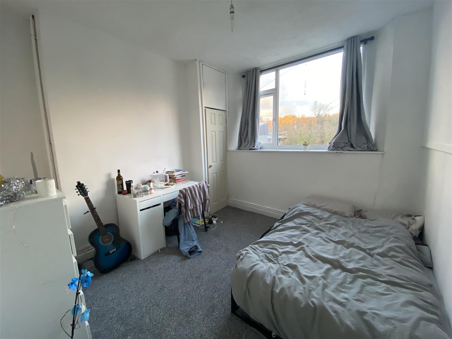 room for rent broadway