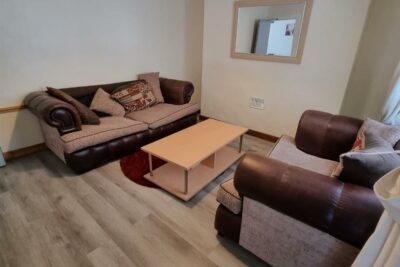 room for rent wood road treforest,