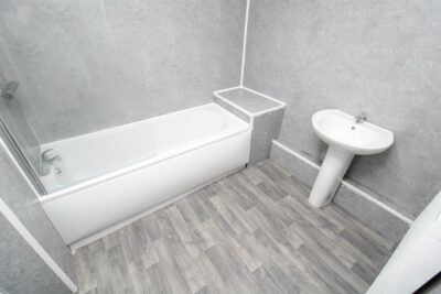 house - terraced for rent brithweunydd road