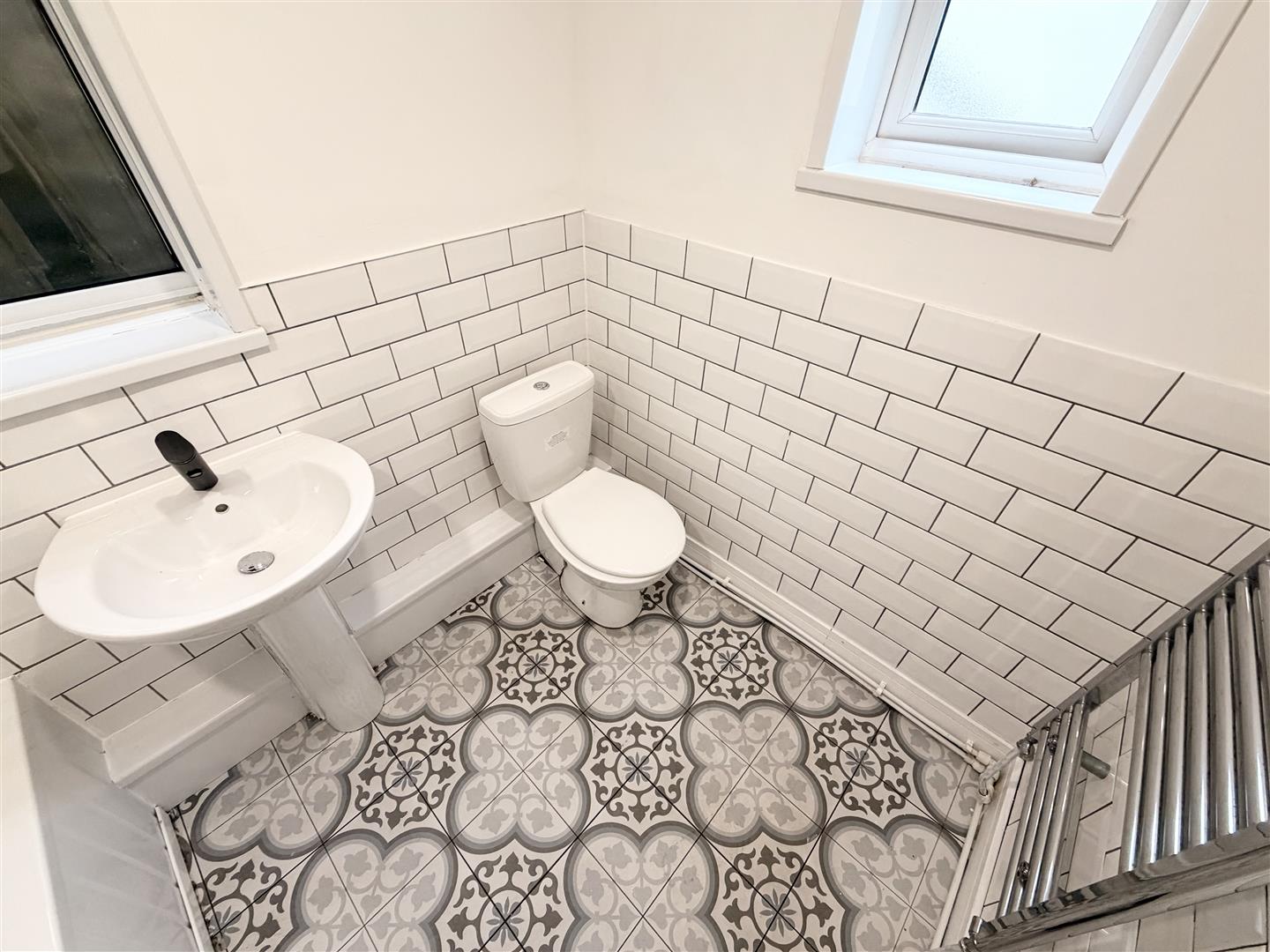 house - terraced for rent princess street