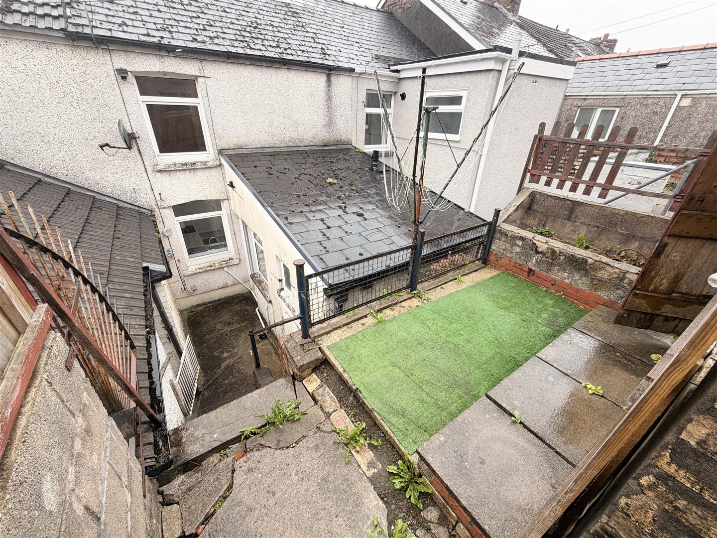 house - terraced for rent princess street