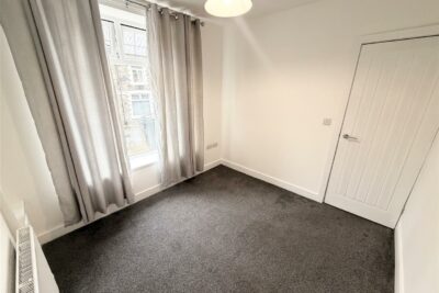 house - terraced for rent princess street