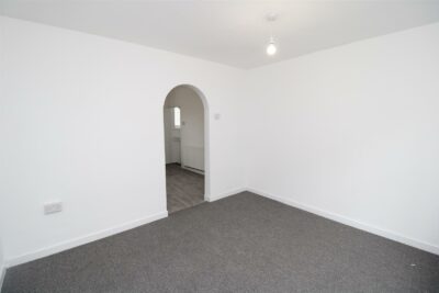 house - terraced for rent tyntyla road