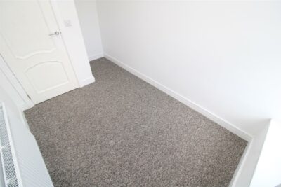 house - terraced for rent mountain ash road