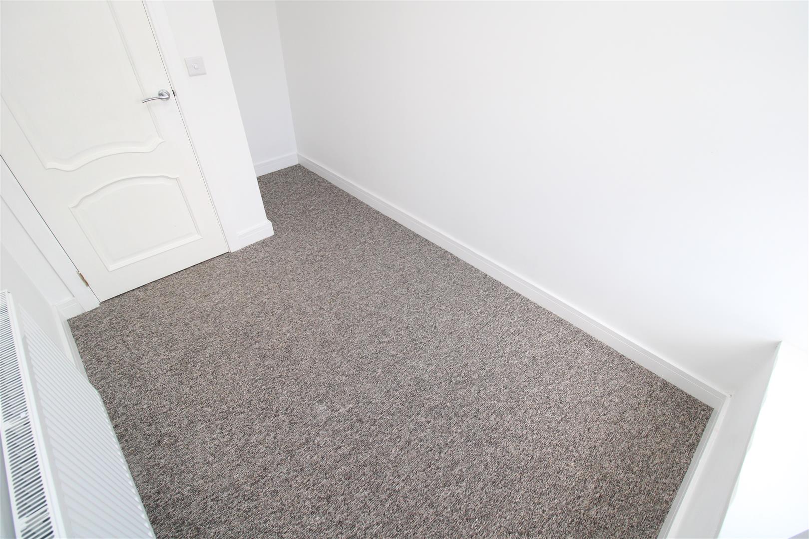 house - terraced for rent mountain ash road