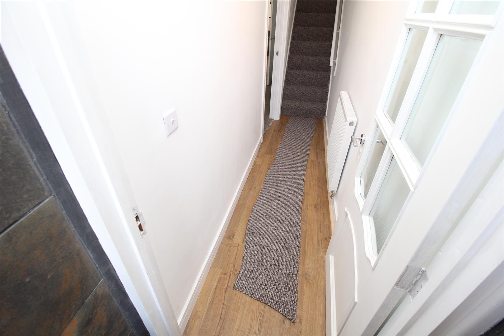house - terraced for rent mountain ash road