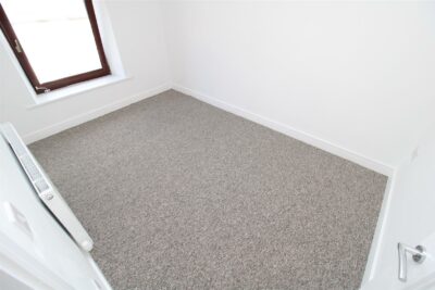 house - terraced for rent mountain ash road