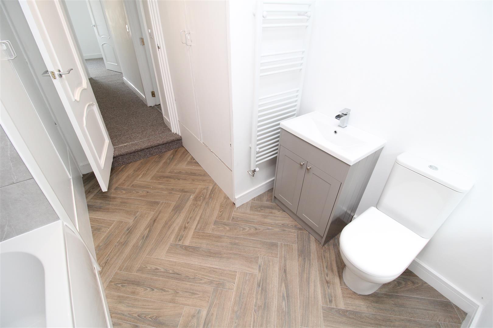 house - terraced for rent mountain ash road