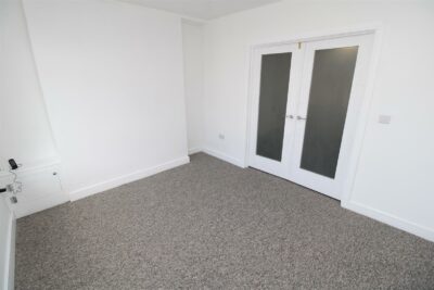 house - terraced for rent mountain ash road