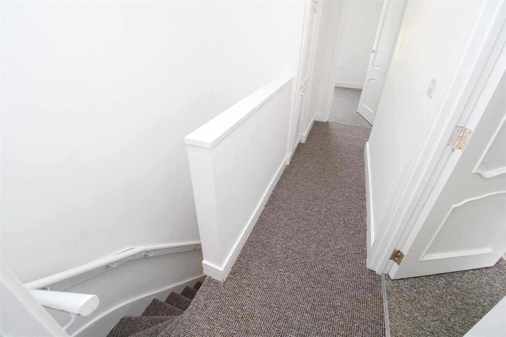house - terraced for rent mountain ash road