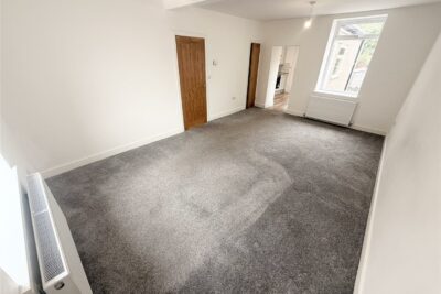 house for rent pontypridd road