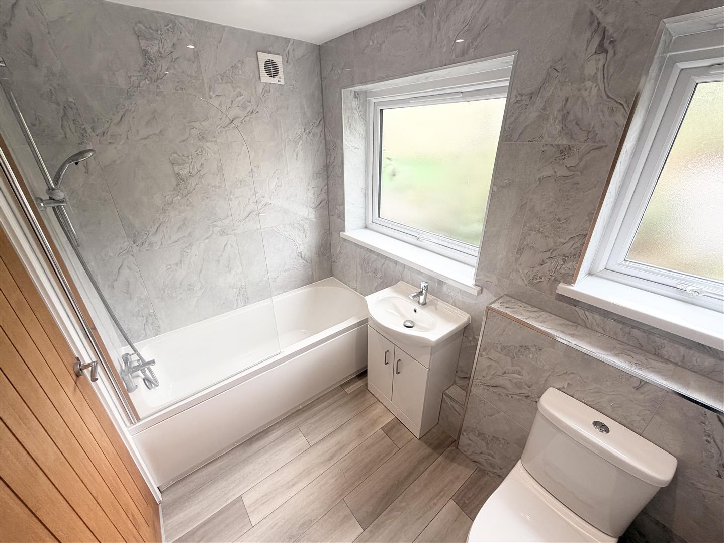 house for rent pontypridd road