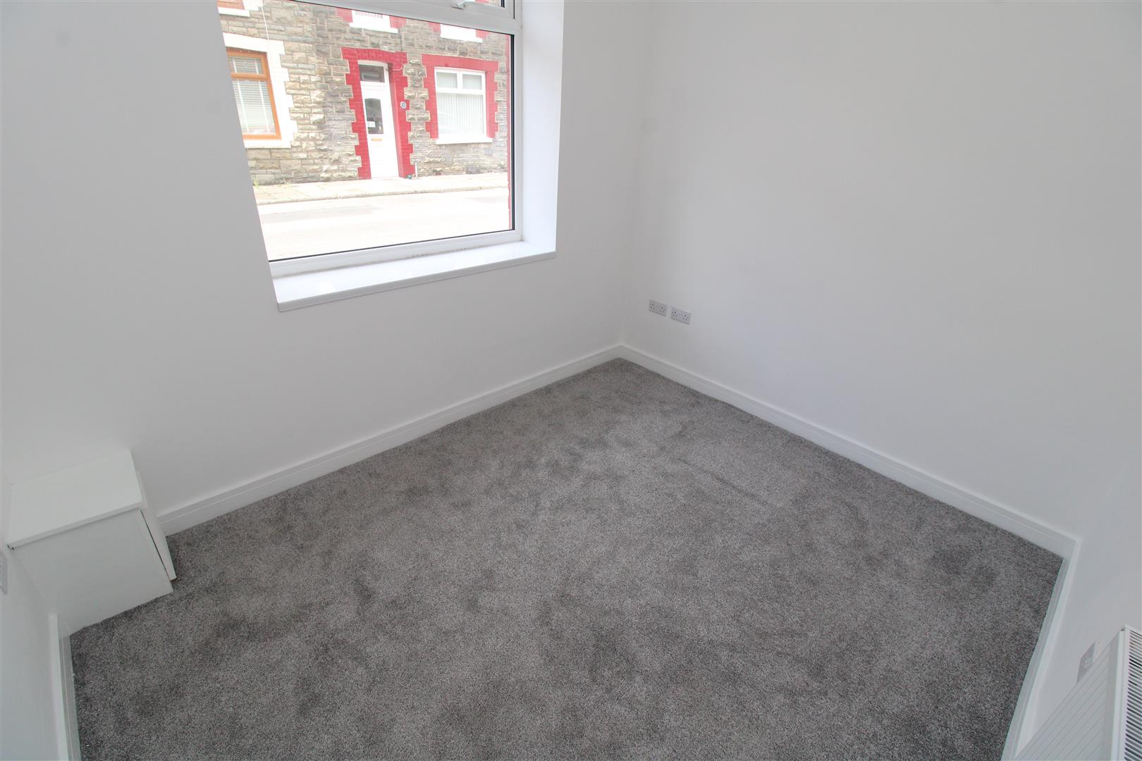 house - terraced for rent hearts of oak cottages