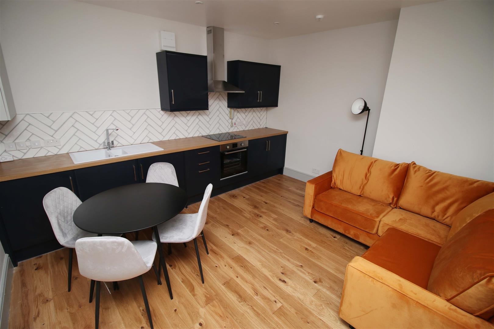flat for rent richmond road
