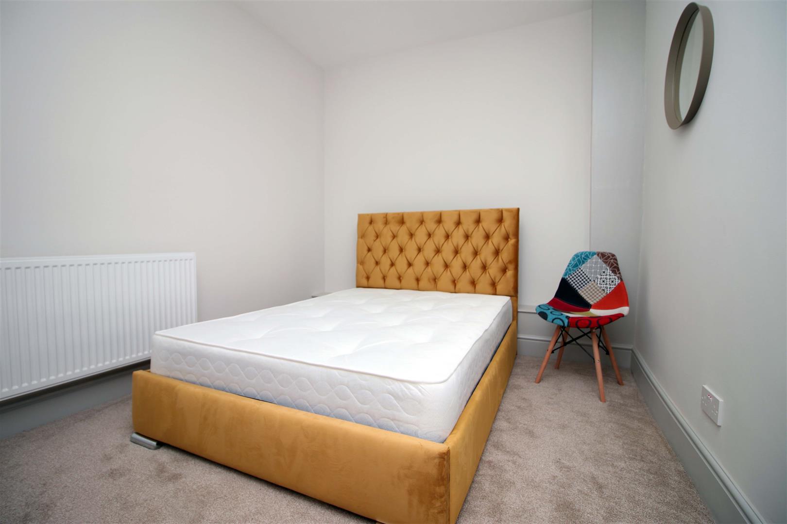 flat for rent richmond road