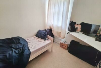 house - terraced for rent wood road