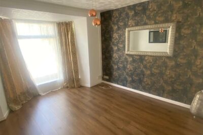 house - end terrace for rent wood road
