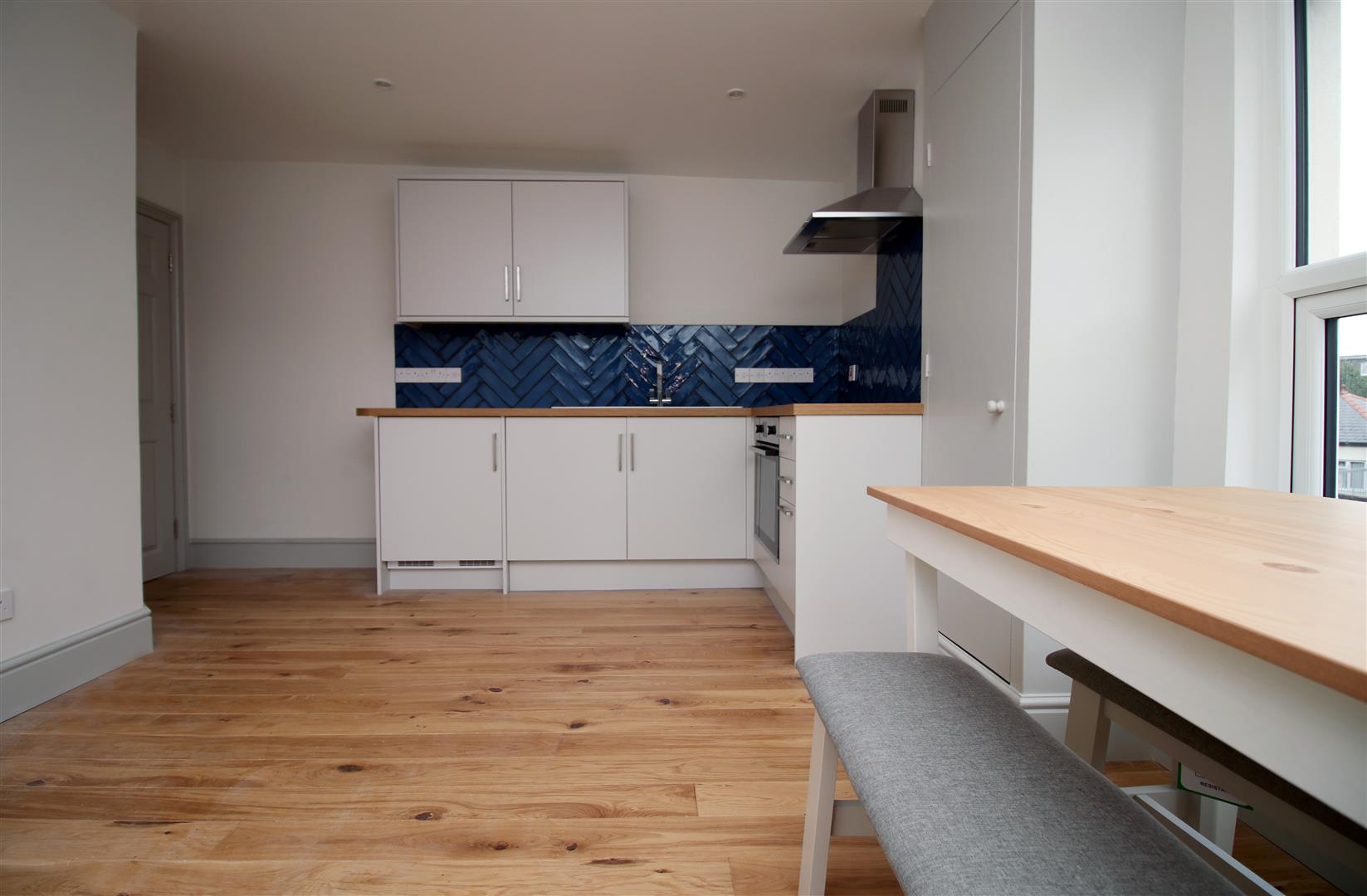 flat for rent richmond road