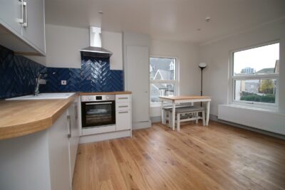 flat for rent richmond road