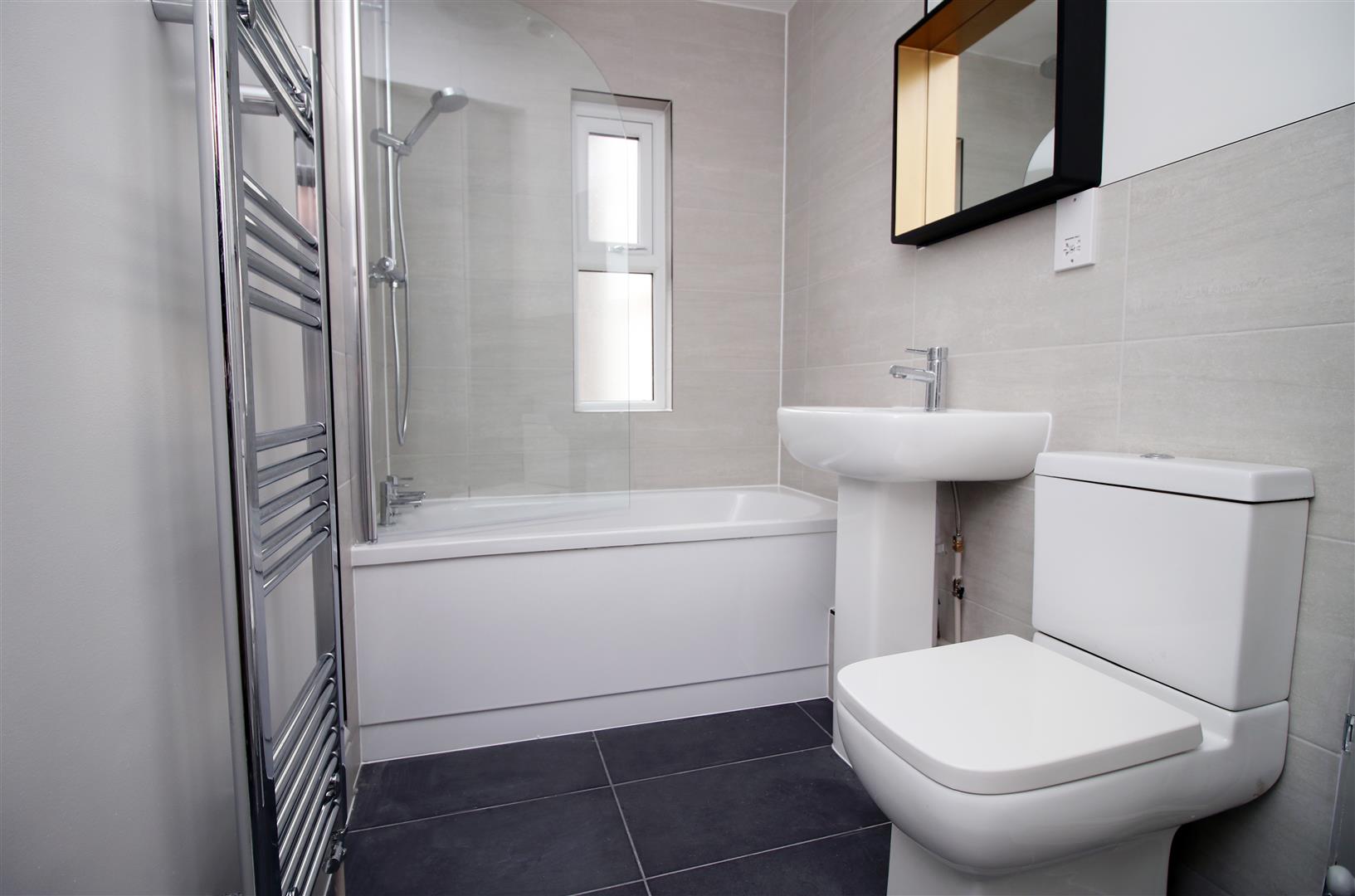 flat for rent richmond road