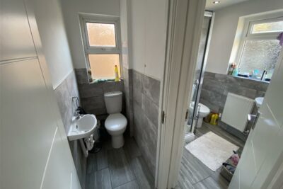 student property for rent queen street
