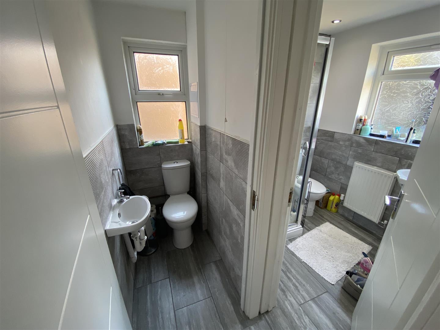 student property for rent queen street