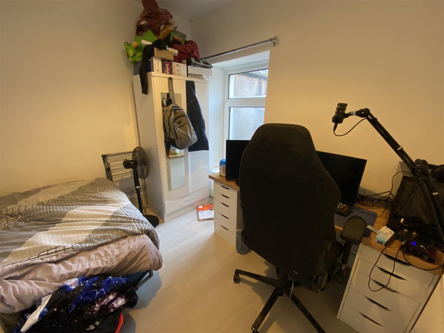 student property for rent queen street