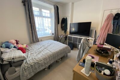 student property for rent queen street
