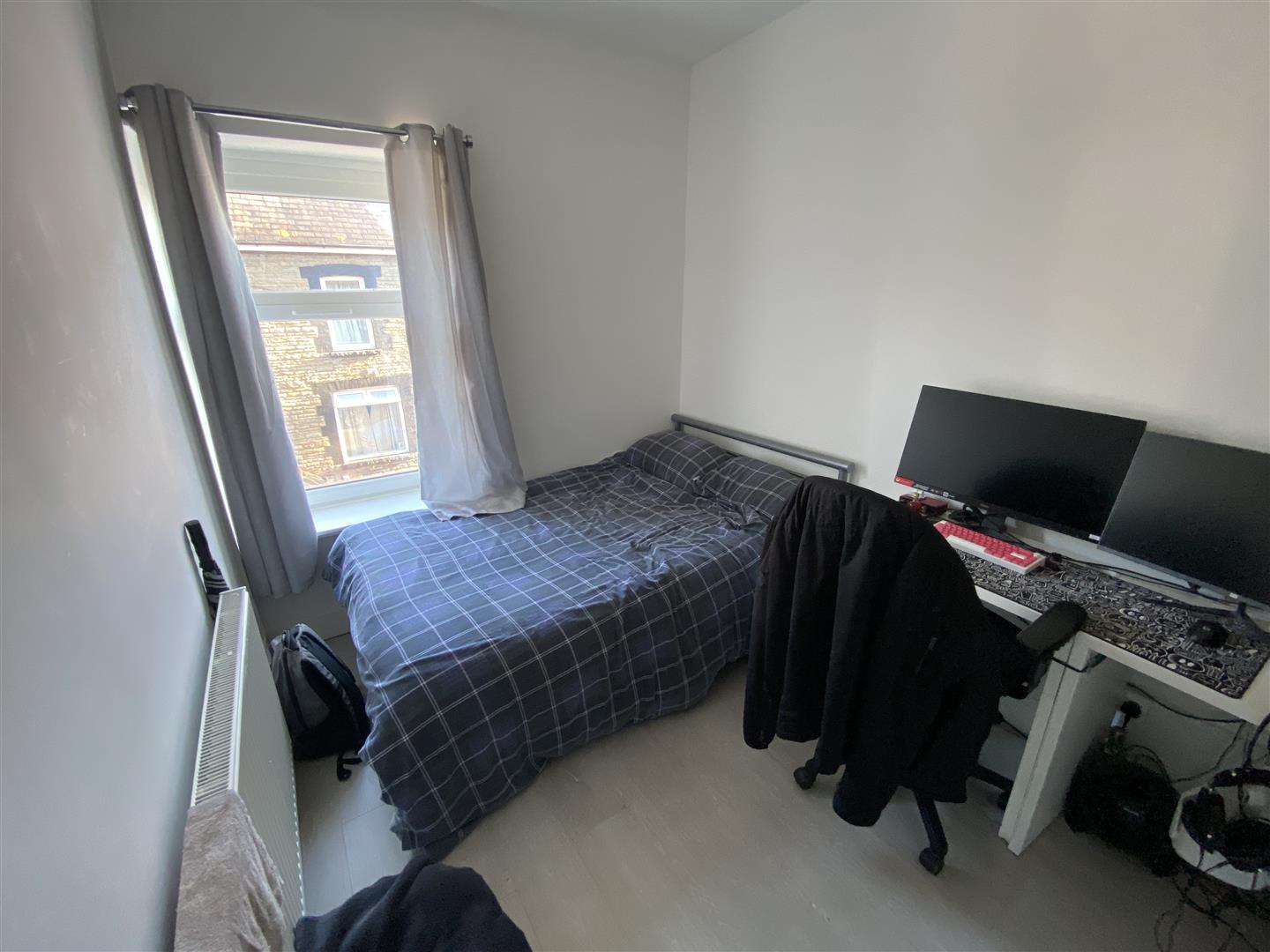 student property for rent queen street