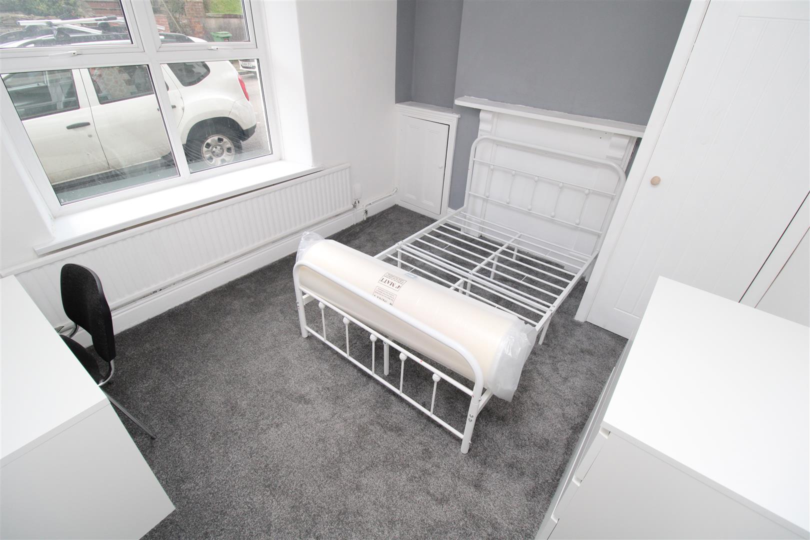 house - terraced for rent laura street