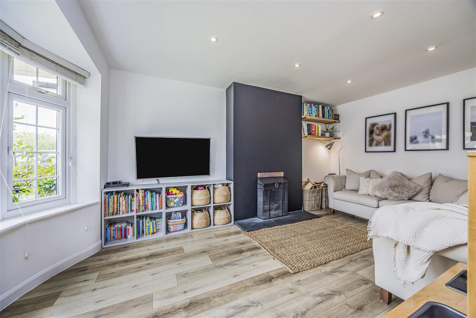house - semi-detached for sale ellesmere orchard